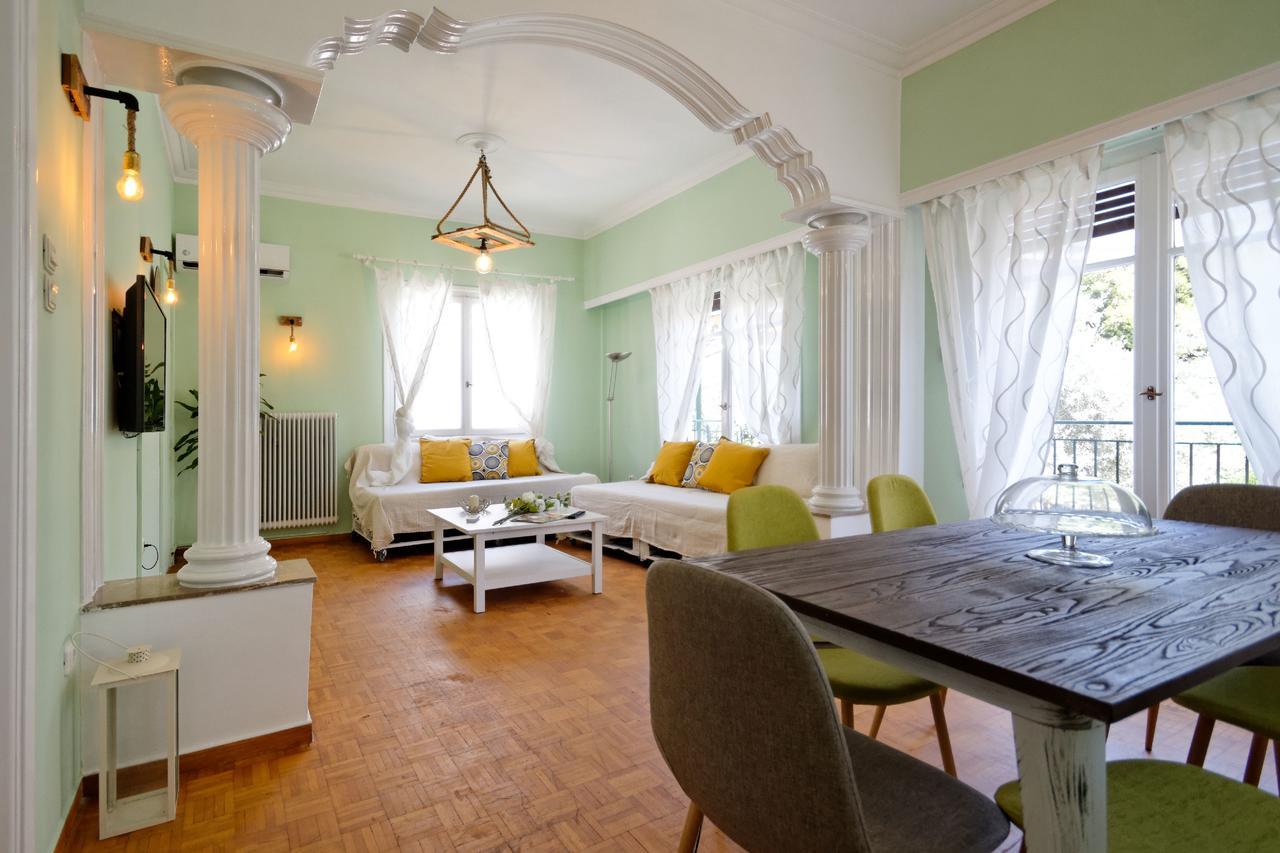 Kosta'S Cottage House เอเธนส์ ภายนอก รูปภาพ