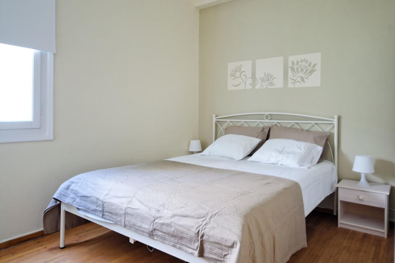 Kosta'S Cottage House เอเธนส์ ภายนอก รูปภาพ