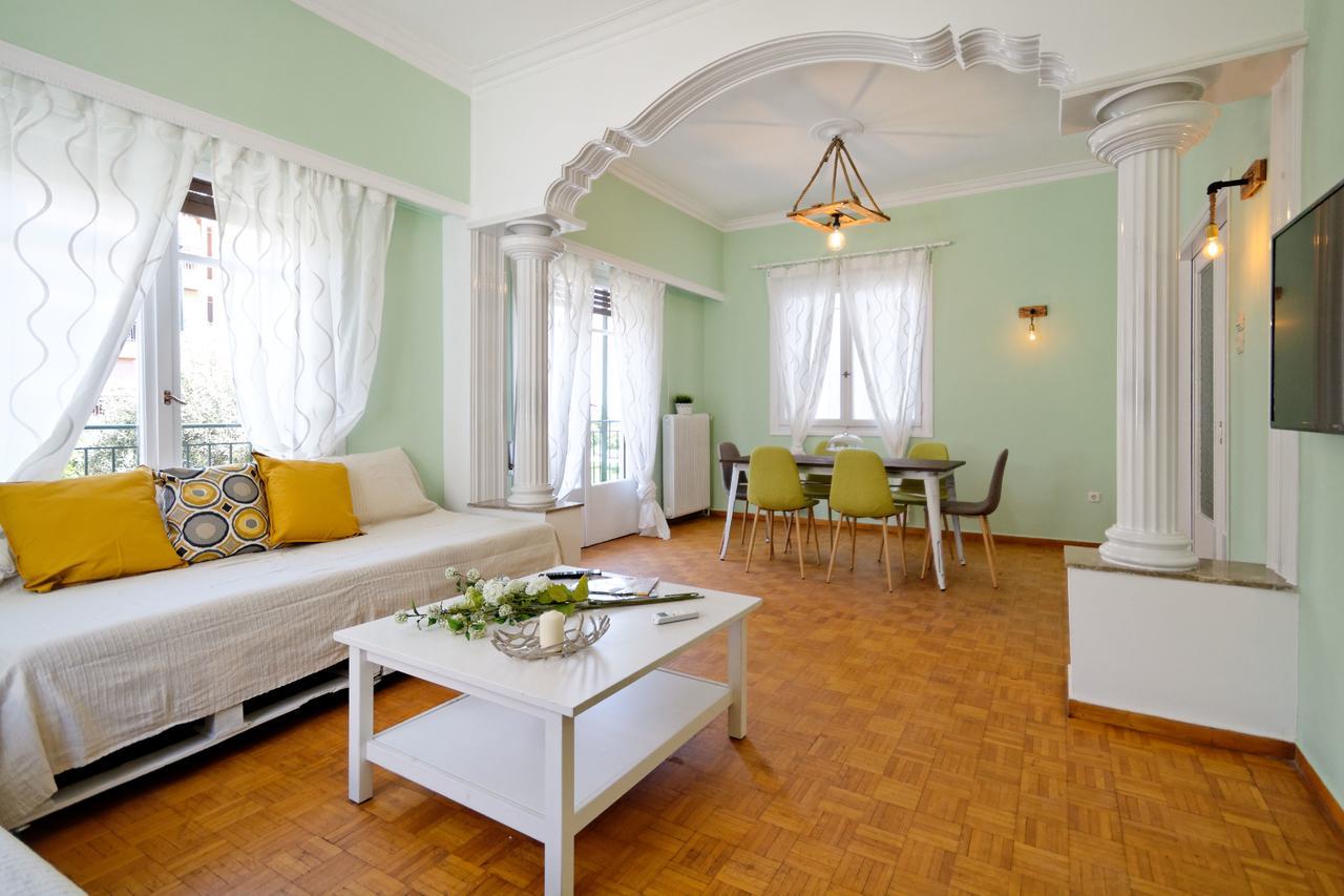 Kosta'S Cottage House เอเธนส์ ภายนอก รูปภาพ